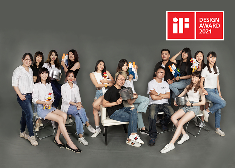 創立剛滿4年的和荷時際以募資方式打造第一款產品，並透過參展與獲得台灣精品獎打開知名度，今年更榮獲iF設計獎，積極開拓國內外市場。本篇專訪帶您認識和荷時際，以及MiniBle系列產品的獨到之處。