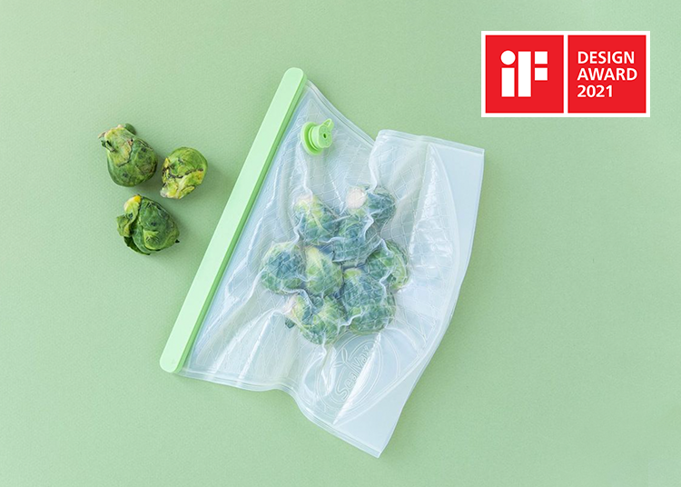 SealVax 於 2021 年以「Portable Vacuum Sealing System」榮獲 iF 設計獎，本篇專訪 SealVax 的李昭毅副總，帶您認識該產品的特點，並了解如何以塑料產品的觀點助益環境友善。